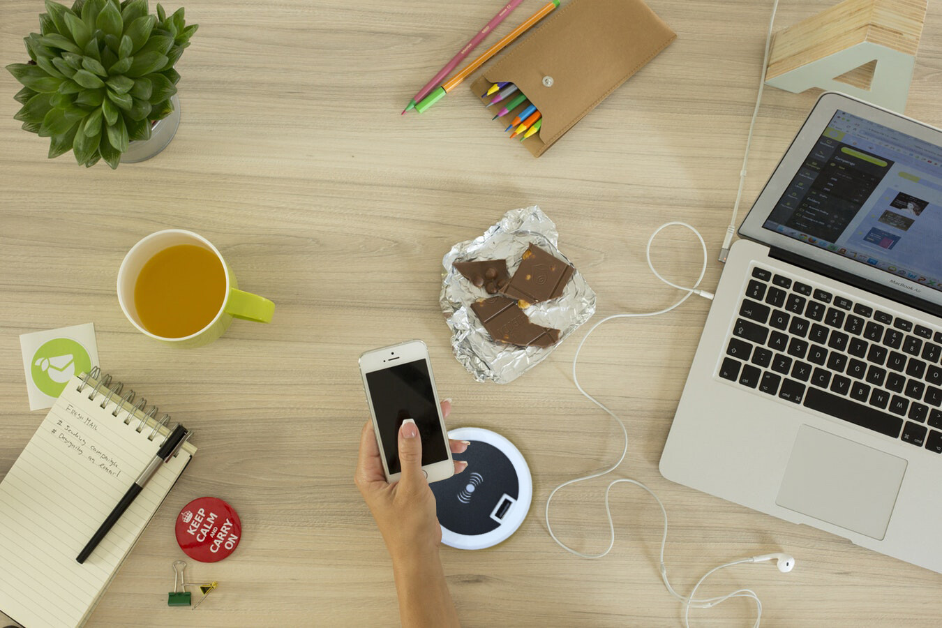 встраиваемая зарядка Vinilla встраиваемая зарядка Vinilla